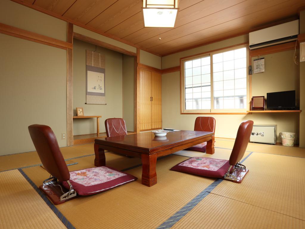 Resort Inn Chiharu Nozawaonsen Zewnętrze zdjęcie